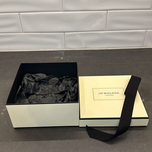 Joe Malone Box Bundle (4 Piece) - Picture 2 of 7